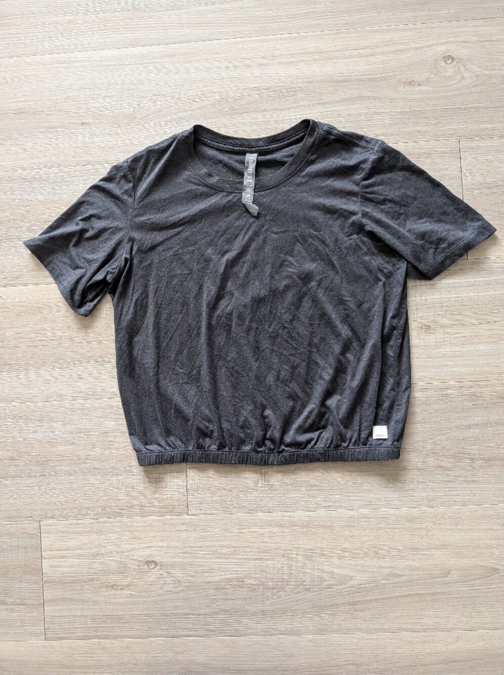Vuori Charcoal Gray Everyday Tee - Picture 5 of 6
